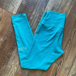 Silky silk bayou 25”